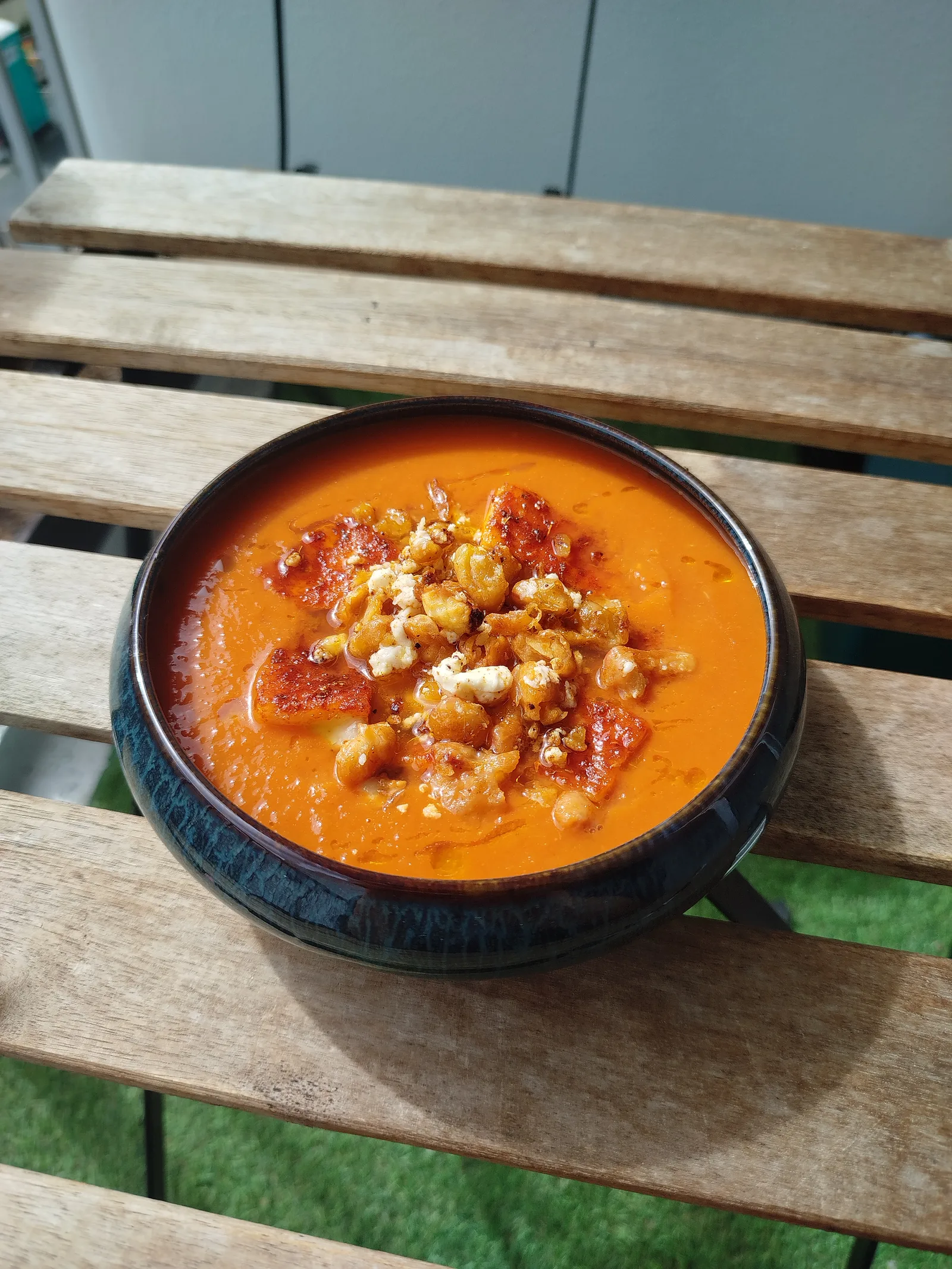Velouté de tomates et haricots blancs